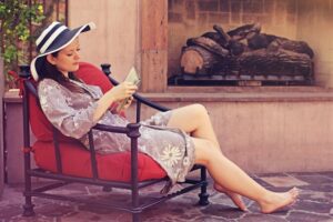 Benefits of Using Outdoor Dining Chair Cushions for Comfort and Style
